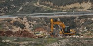 الاحتلال يجرف أراضي قرية عسلة شرقي قلقيلية