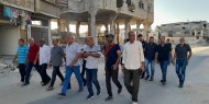 بالصور|| لجنة الطوارئ في شمال القطاع تزور عائلة البراوي التى فقدت 70 شهيدا خلال العدوان