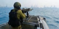 زوارق الاحتلال تهاجم قوارب الصيادين في بحر غزة