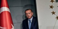 اليونان: أردوغان يستغل اللاجئين لصرف النظر عن الملف السوري