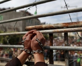أسيران يدخلان أعواما جديدة في سجون الاحتلال