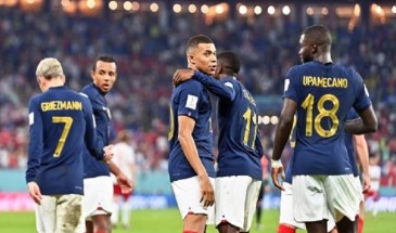 فرنسا أول المتأهلين إلى دور الـ16 في كأس العالم 2022