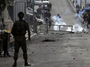 اندلاع مواجهات مع الاحتلال في بلدة حزما بالقدس