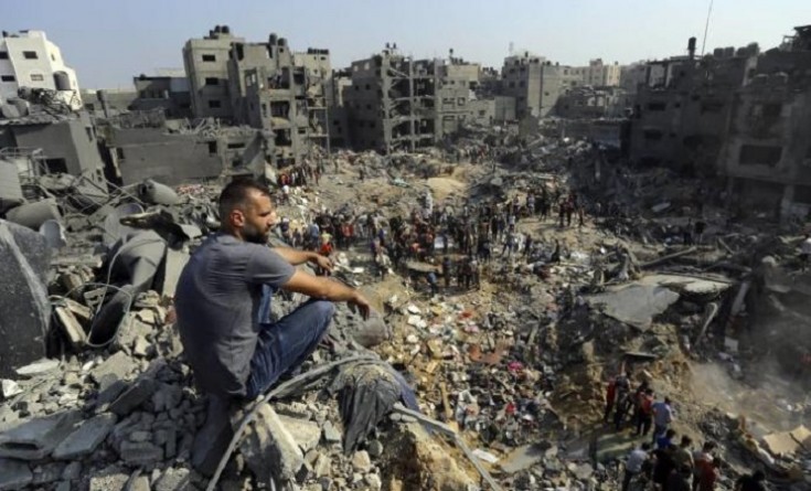 «معاريف» تكشف عن خطة يائير لابيد لليوم التالي بعد انتهاء الحرب على قطاع غزة